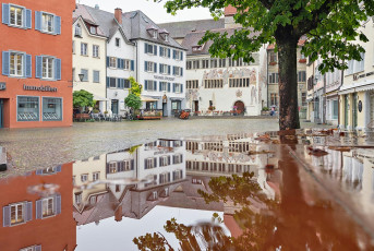 Überlingen 4837-2023, Regenstimmung auf der Hofstatt