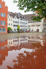Überlingen 4839-2023, Regenstimmung auf der Hofstatt