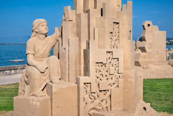 Rorschach 0180-2025, Sandskulpturen Festival am Seeufer