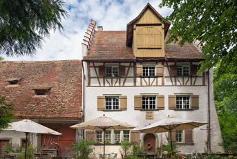 Wallhausen 0167-2024, Burghof