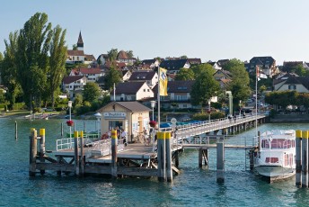 Dingelsdorf 0113-2012, Schiffslände und Blick vom Wasser zum Or