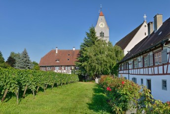 Hagnau 0858-2012, Blick auf Salmannsweilerhof und Kirche