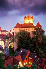 Meersburg, Abendwolke über der Burg HOCH