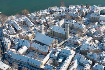 Lindau 1065-2013, Luftaufnahme Kirchtürme am Marktplatz und Ins