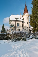 Überlingen 1763-2014, Verschneites Hotel Rosengarten beim Stadt