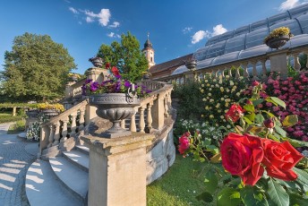 Mainau 1495-2015, Treppe im Italienischen Rosengarten und Schlos