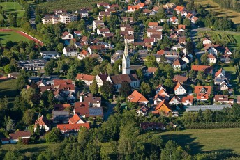 Oberteuringen 0042-2012, Luftaufnahme Ortskern