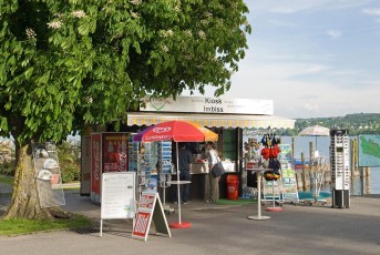 Reichenau 013-2006, Kiosk am Hafen Mittelzell