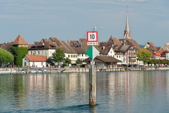 Stein am Rhein 0128-2012, Altstadt mit Kirche und Seezeichen vom