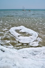 Muensterlingen 0048-2017, Eisschollen und Seezeichen mit Eiskrag