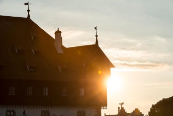 Konstanz 1822-2019, Silhouette Konzil mit untergehender Sonne