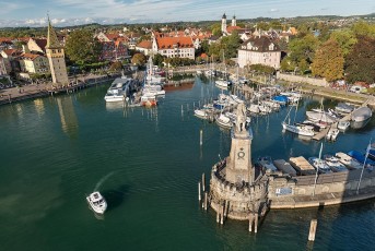 Lindau 1787-2019, Hafen mit Löwe und Mangturm