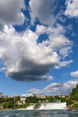 Schaffhausen 0160-2020, Wolken über dem Rheinfall